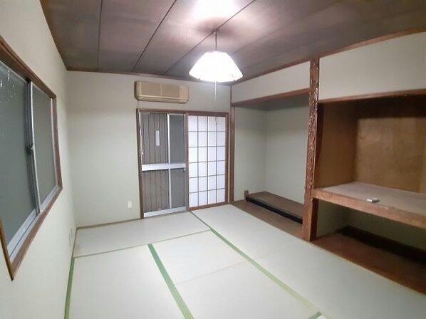 建部瓦屋寺町M邸の物件内観写真